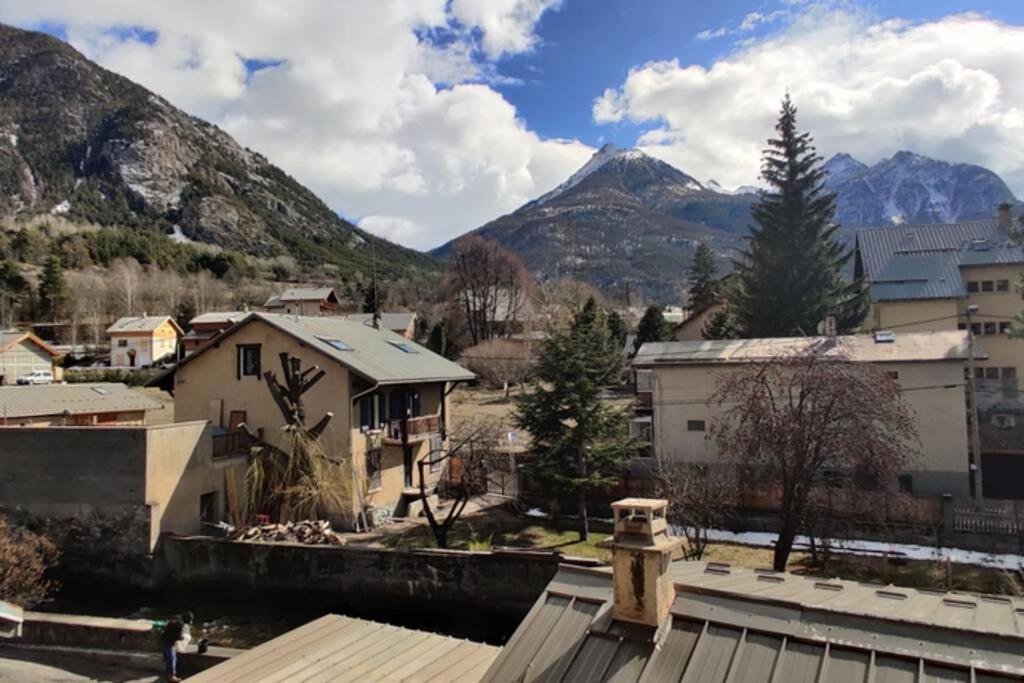 Maison Calme Independante Et Vue Sur Les Montagnes Briancon  Ngoại thất bức ảnh